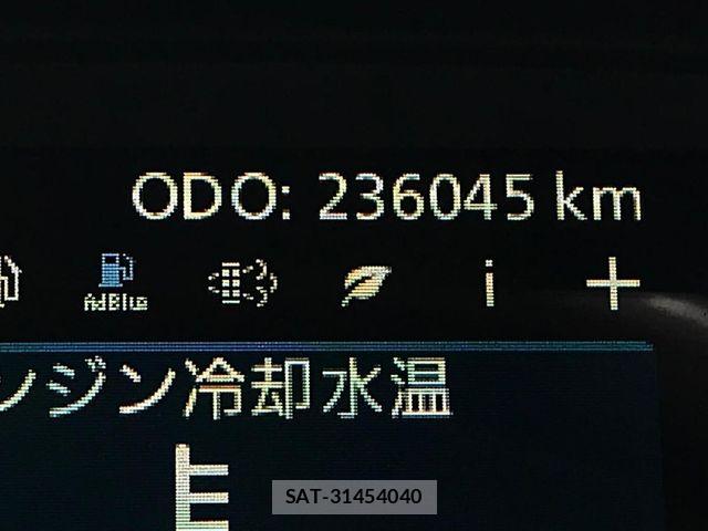 Nissan QUON 2020-09 8355437-17