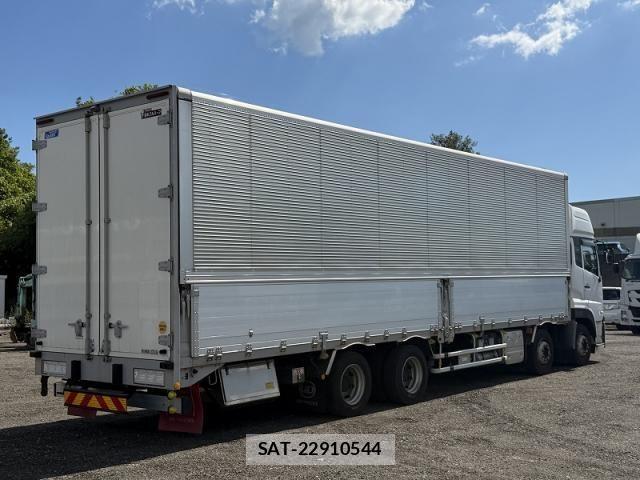Nissan QUON 2021-01 8355441-10