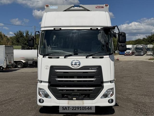 Nissan QUON 2021-01 8355441-2
