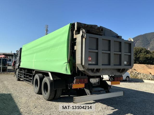 Nissan QUON 2010-05 8355440-20