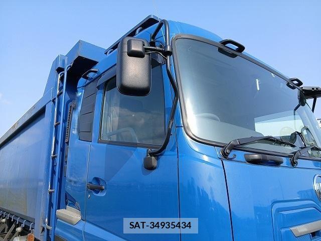 Nissan QUON 2020-08 8355439-9