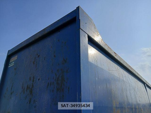 Nissan QUON 2020-08 8355439-11