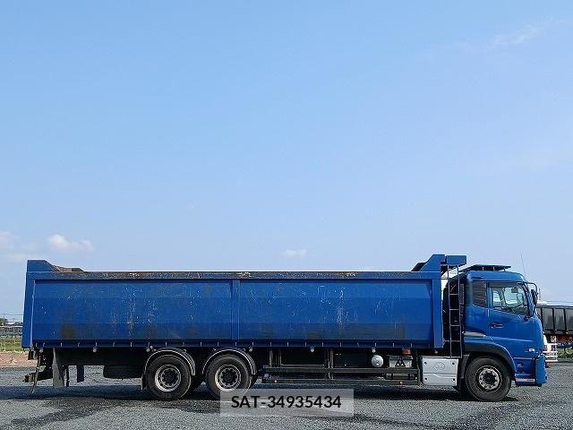 Nissan QUON 2020-08 8355439-7