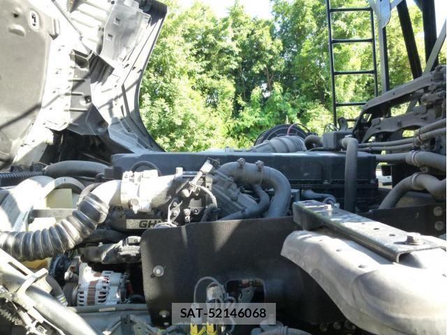 Nissan QUON 2020-03 8368257-27