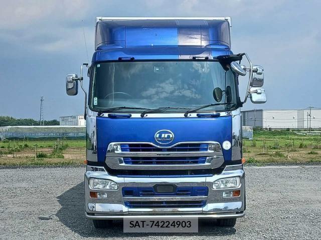 Nissan QUON 2016-01 8414598-2