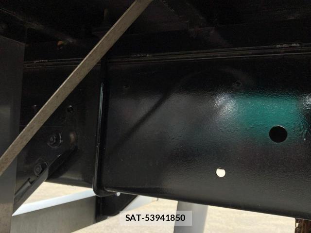 Nissan QUON 2014-06 8414597-14