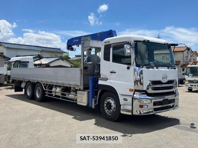 Nissan QUON 2014-06 8414597-1