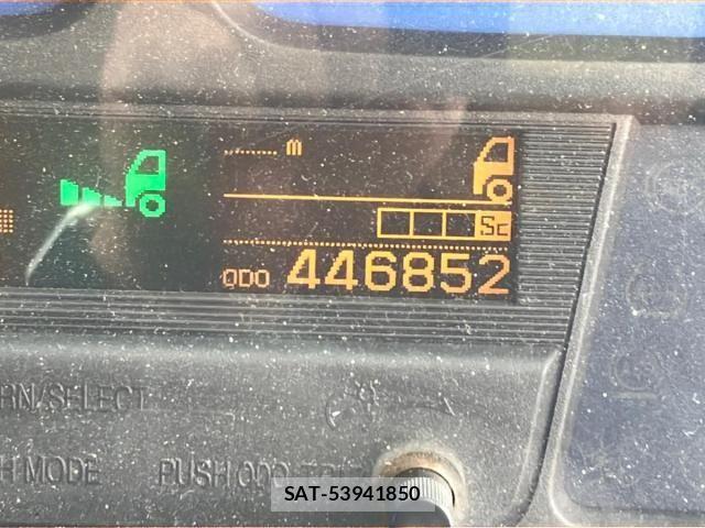 Nissan QUON 2014-06 8414597-21