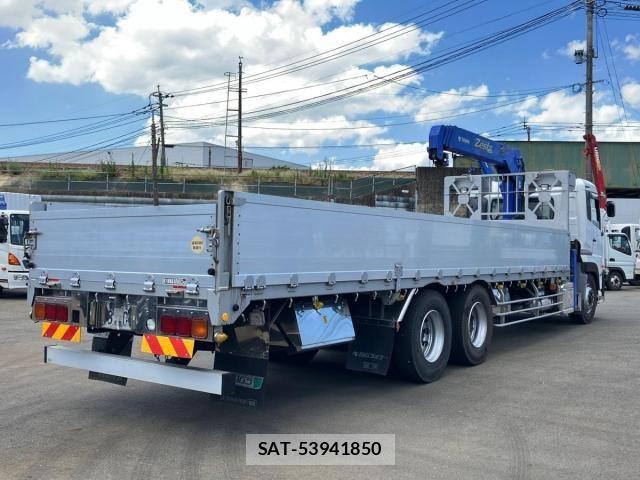 Nissan QUON 2014-06 8414597-2