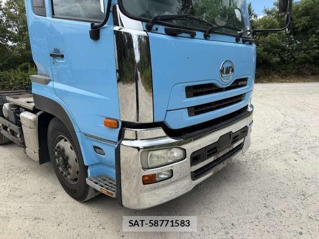 Nissan QUON 2015-01 8414600-17