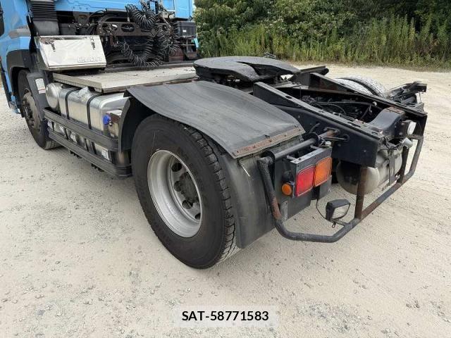 Nissan QUON 2015-01 8414600-24