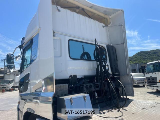 Nissan QUON 2024-01 8414591-22