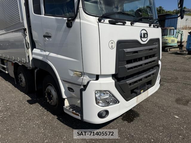Nissan QUON 2021-01 8485973-16