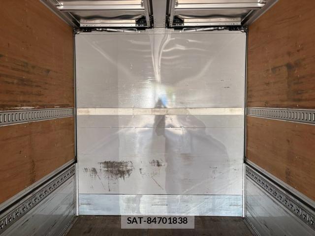 Nissan QUON 2021-01 8485972-29
