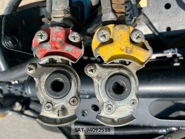 Nissan QUON 2016-11 8485976-11