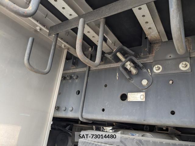 Nissan QUON 2019-07 8526797-19
