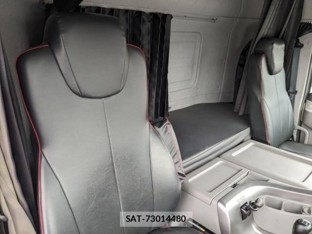 Nissan QUON 2019-07 8526797-24