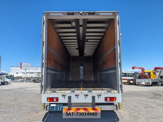 Nissan QUON 2019-07 8526797-7
