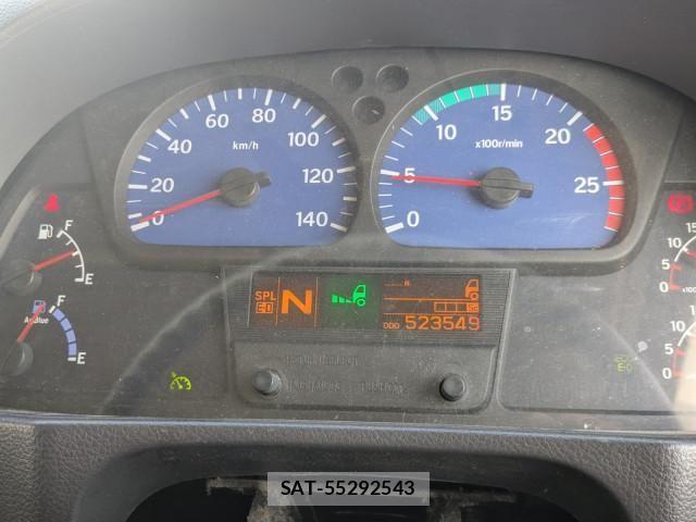 Nissan QUON 2016-02 8526803-26