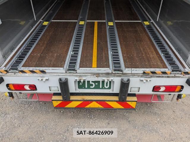 Nissan QUON 2020-03 8526795-8