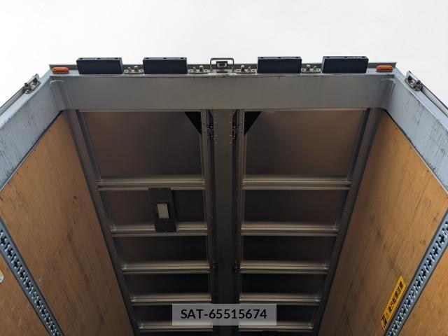 Nissan QUON 2019-07 8526796-9