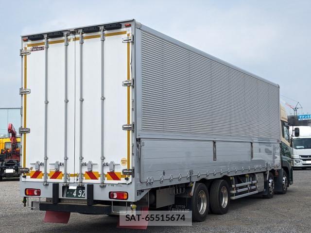 Nissan QUON 2019-07 8526796-3