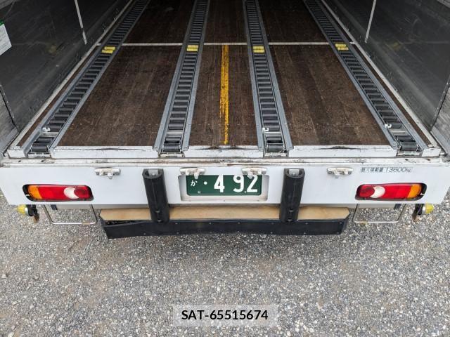 Nissan QUON 2019-07 8526796-8