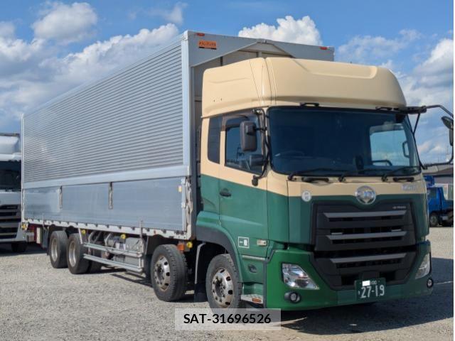 Nissan QUON 2018-07 8526798-2