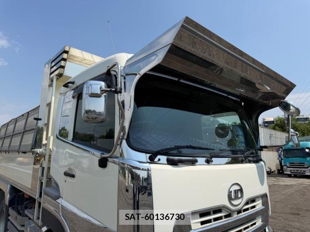 Nissan QUON 2015-01 8526800-16