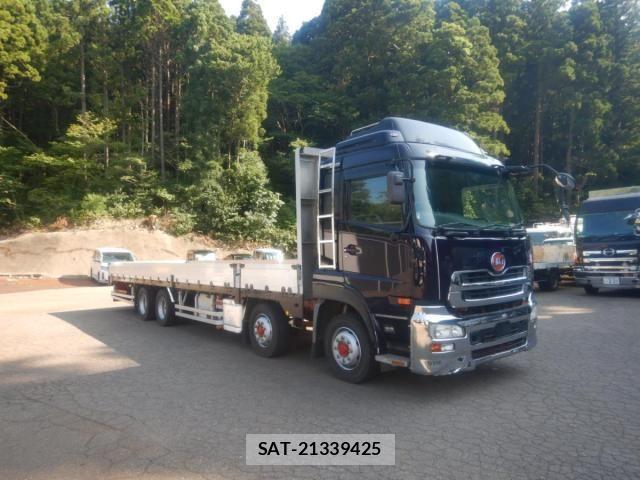 Nissan QUON 2014-12 8563319-0