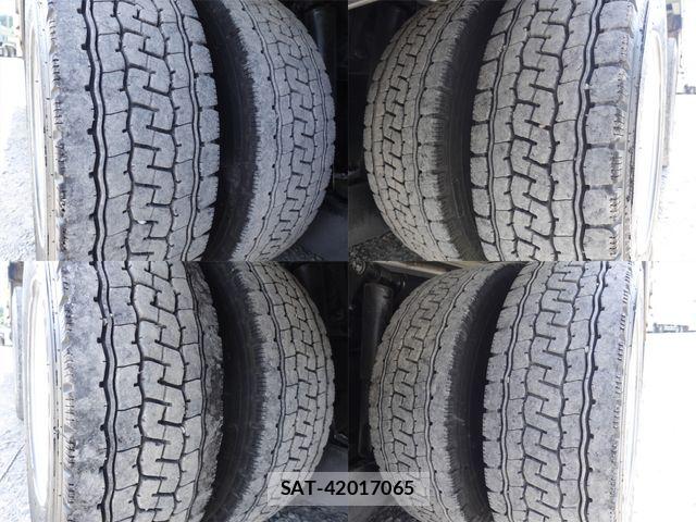 Nissan QUON 2016-09 8563312-12