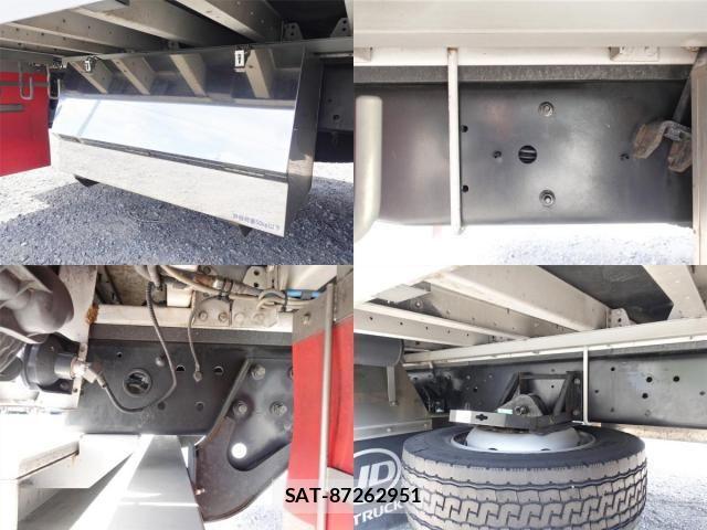 Nissan QUON 2016-09 8563321-18