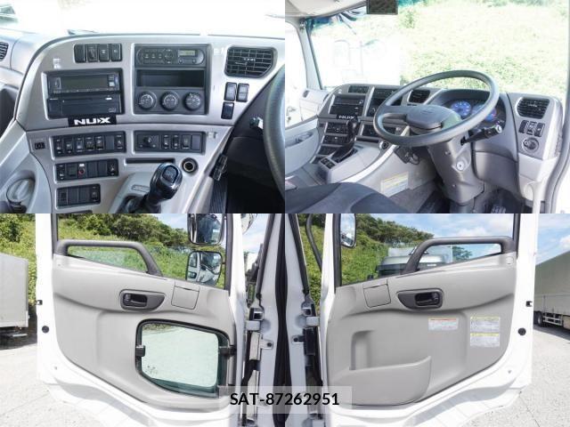 Nissan QUON 2016-09 8563321-22