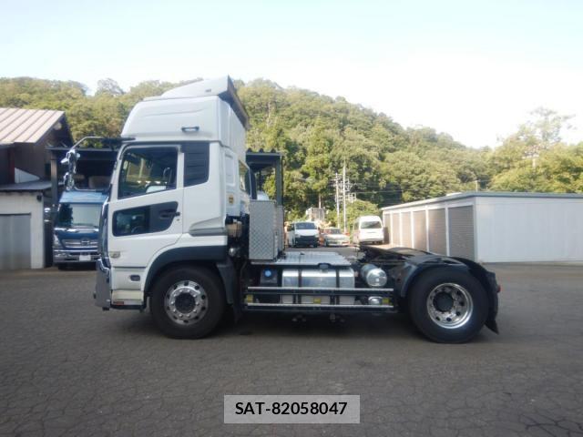 Nissan QUON 2020-09 8563313-3