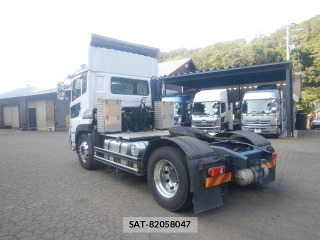 Nissan QUON 2020-09 8563313-4