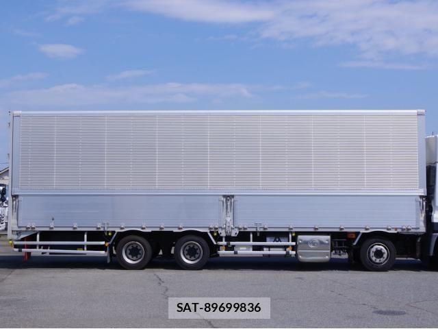 Nissan QUON 2023-02 8628545-17