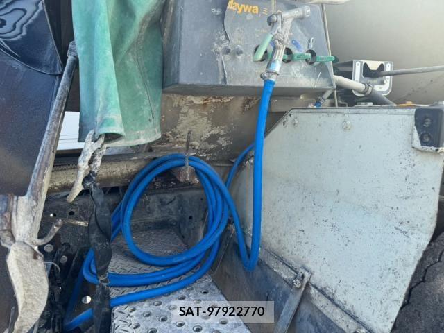 Nissan QUON 2014-07 8628550-24