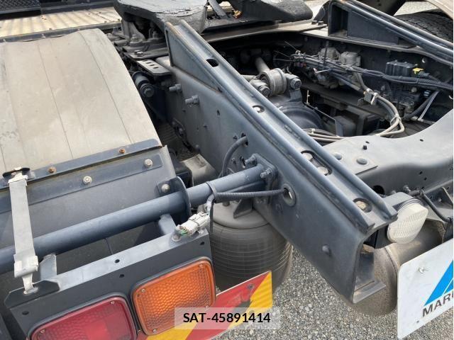 Nissan QUON 2016-08 8628554-14