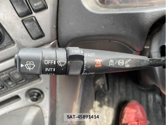 Nissan QUON 2016-08 8628554-22