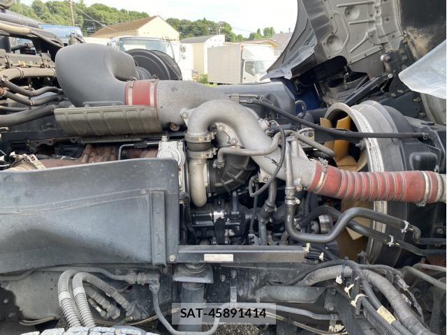 Nissan QUON 2016-08 8628554-25