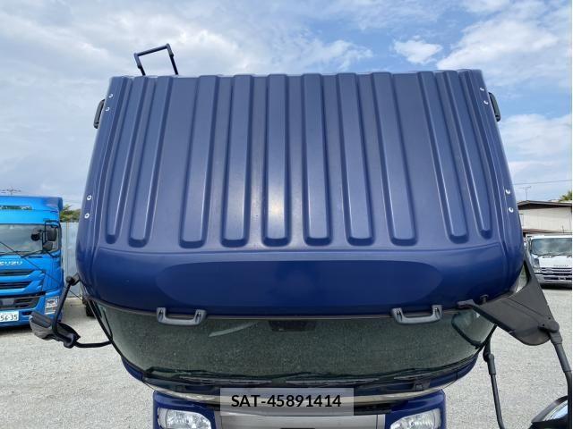 Nissan QUON 2016-08 8628554-28