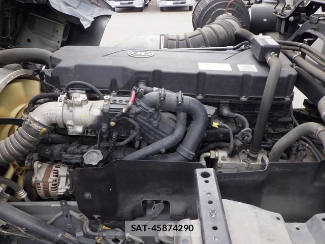 Nissan QUON 2019-06 8628551-11