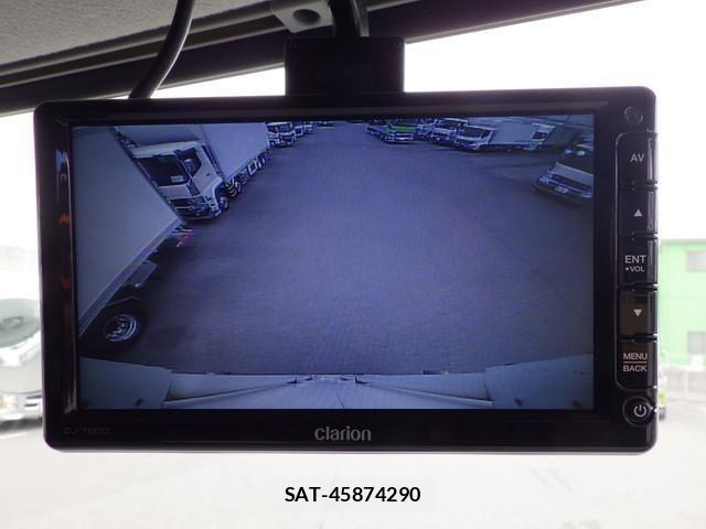 Nissan QUON 2019-06 8628551-29
