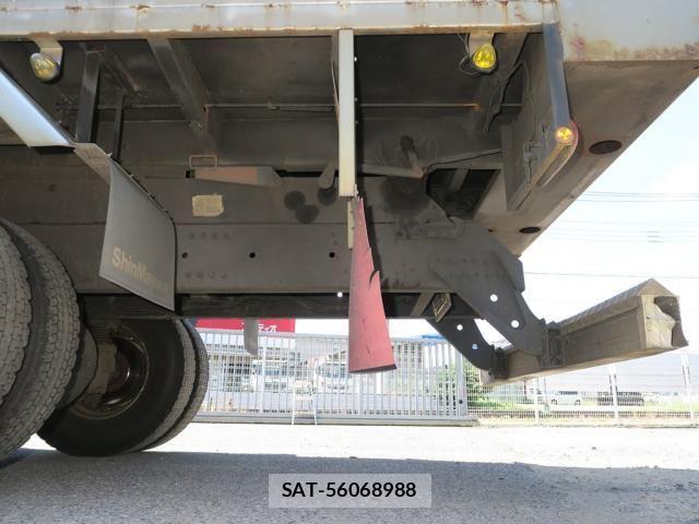 Nissan QUON 2019-09 8661166-20
