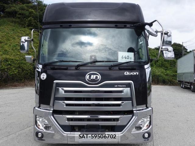 Nissan QUON 2020-06 8661171-2