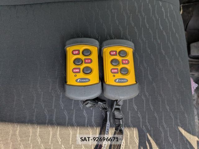 Nissan QUON 2025-11 8661167-27