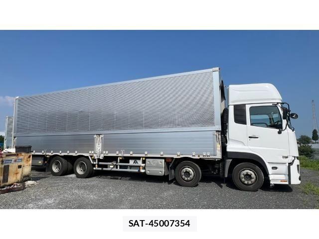 Nissan QUON 2022-01 8661168-1