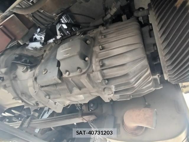 Nissan QUON 2020-03 8666791-10