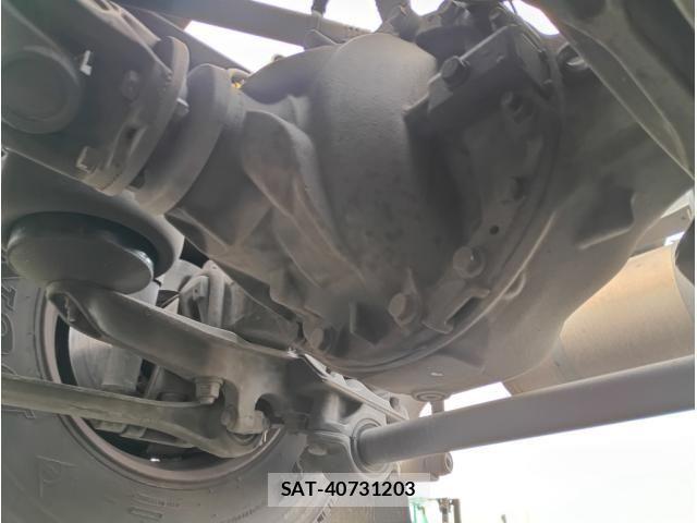 Nissan QUON 2020-03 8666791-8