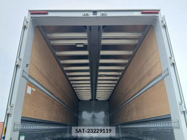 Nissan QUON 2022-01 8686383-9